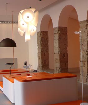 現(xiàn)代吊燈 精致美麗生活（圖）