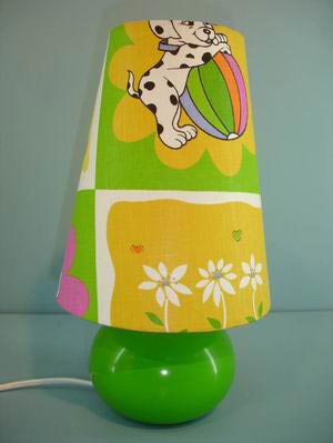 童趣臺燈：可愛燈飾的代表（圖）