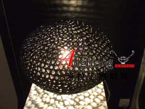 鏤空金屬蛋燈 繁華的設(shè)計(組圖)