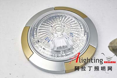 安全可靠、實用美觀的吸頂燈(圖)