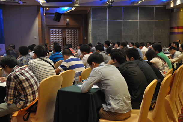 第四屆照明產(chǎn)業(yè)技術(shù)論壇·材料與配套技術(shù)專場(chǎng)深圳站現(xiàn)場(chǎng)